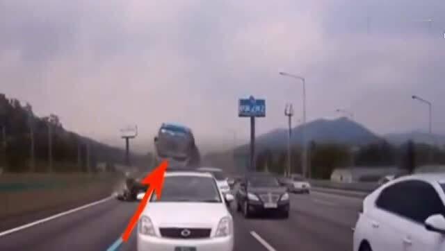 国产车会失控吗视频,揭秘国产车安全性能之谜