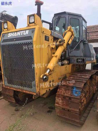 国产推土机装配图片视频